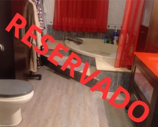 Bathroom of Single-family semi-detached for sale in  Almería Capital  with Air Conditioner, Terrace and Furnished