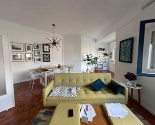 Living room of Flat for sale in  Madrid Capital  with Air Conditioner, Terrace and Balcony