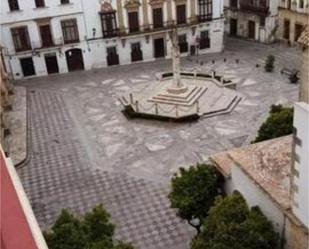 Vista exterior de Apartament de lloguer en Jerez de la Frontera amb Calefacció, Terrassa i Moblat