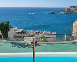 Piscina de Apartament en venda en Mogán amb Aire condicionat i Balcó