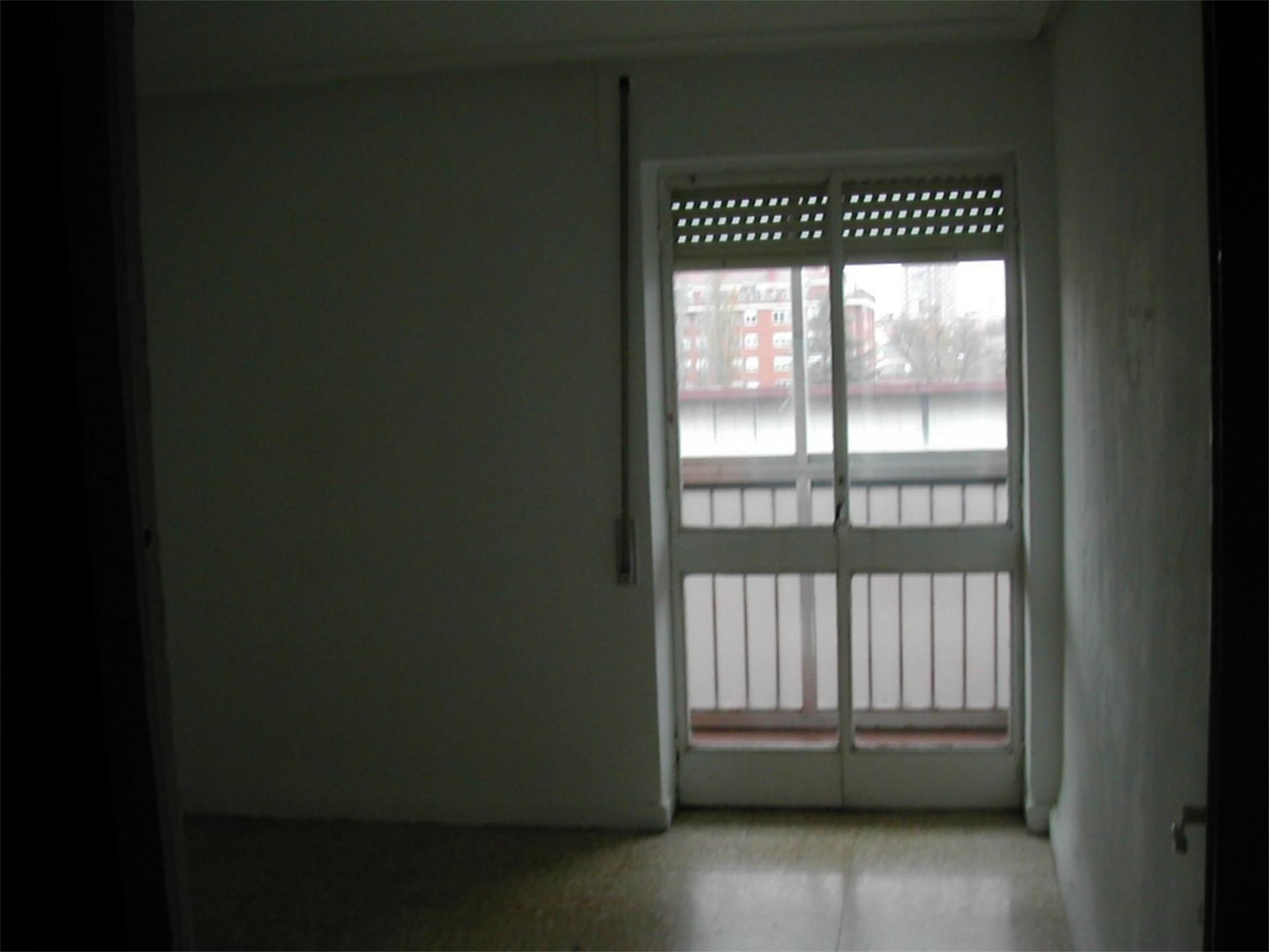 Flat to rent in Calle Miguel de Unamuno, 8, Campo de la Juventud