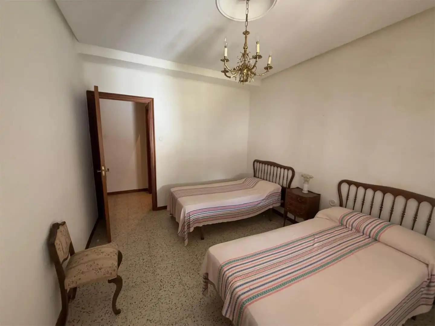 Piso en venta en Calle Don Quijote, 68, Socuéllamos Habitación de Piso en venta en Socuéllamos con Calefacción, Jardín privado y Terraza