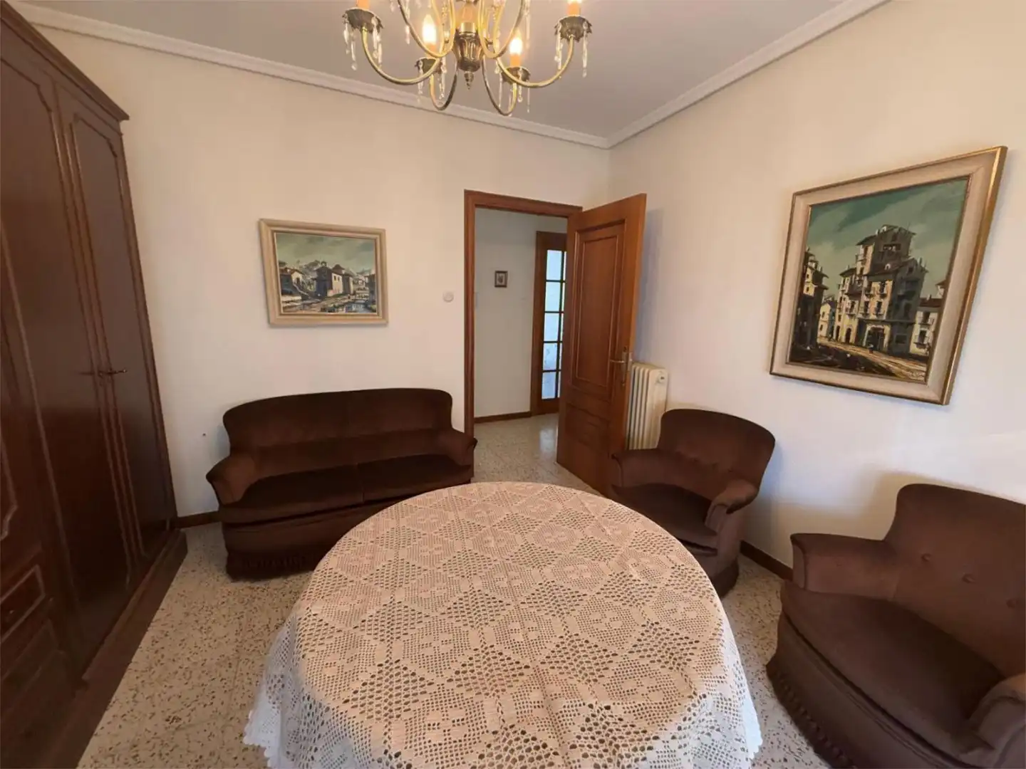 Piso en venta en Calle Don Quijote, 68, Socuéllamos Sala de estar de Piso en venta en Socuéllamos con Calefacción, Jardín privado y Terraza