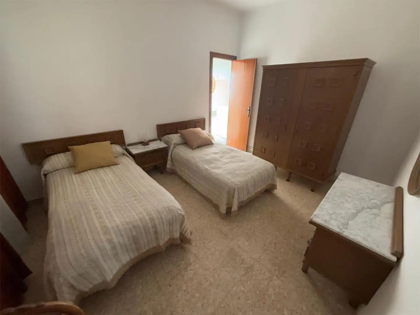 Piso en venta en Calle Don Quijote, 68, Socuéllamos Habitación de Piso en venta en Socuéllamos con Calefacción, Jardín privado y Terraza