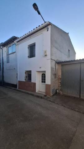 Piso en Venta en Avenida Santa Quiteria, 14 en Sena