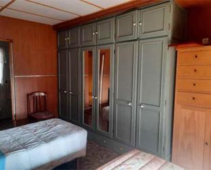 Bedroom of Flat for sale in  Sevilla Capital