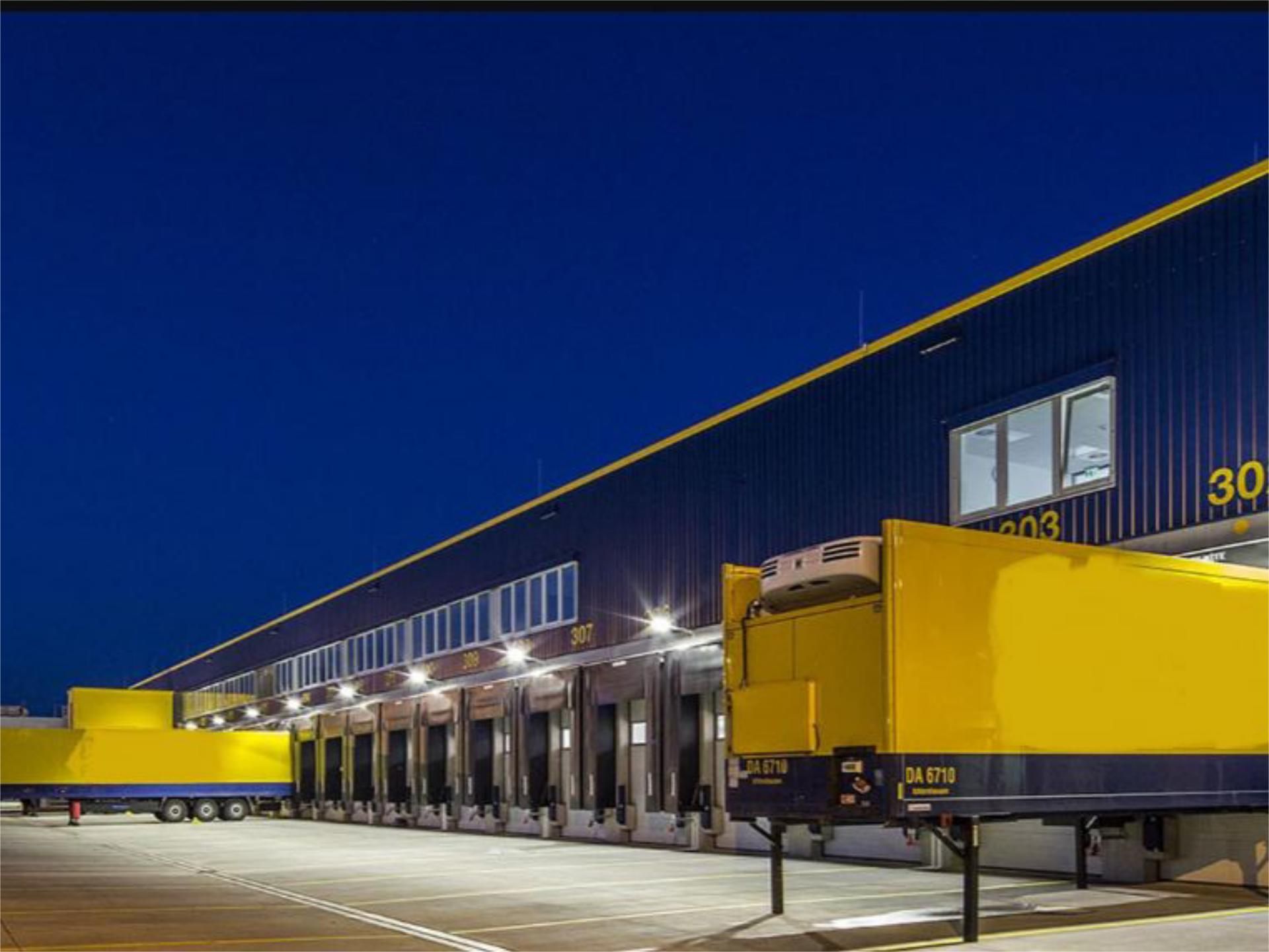 Vista exterior de Nau industrial de lloguer en Mollet del Vallès amb Aire condicionat i Calefacció