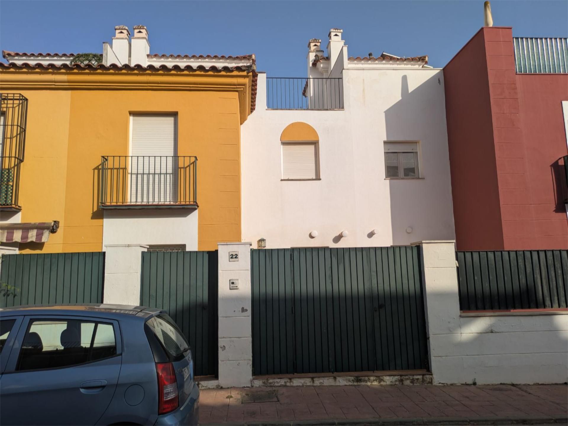 Exterior view of Flat for sale in Dos Hermanas  with Air Conditioner, Terrace and Swimming Pool