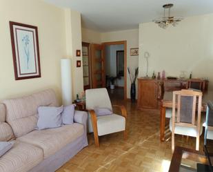 Living room of Flat for sale in  Madrid Capital  with Air Conditioner, Terrace and Balcony