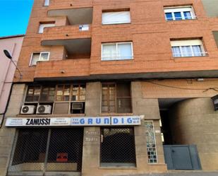 Vista exterior de Pis en venda en Gandesa amb Calefacció i Terrassa