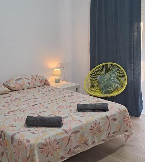 Apartment to share in Carrer Castaños, 21, Barrio del Centro, Alicante - image 1 Photo 1 of Apartment to share in Carrer Castaños, 21, Barrio del Centro, Alicante