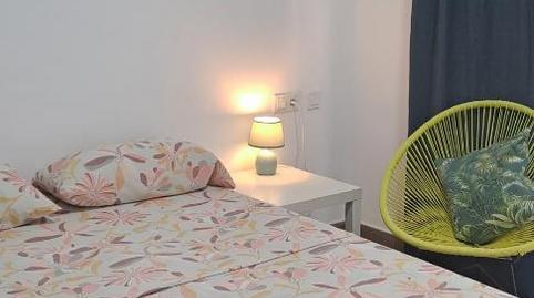 Apartment to share in Carrer Castaños, 21, Barrio del Centro, Alicante - image 2 Photo 2 of Apartment to share in Carrer Castaños, 21, Barrio del Centro, Alicante