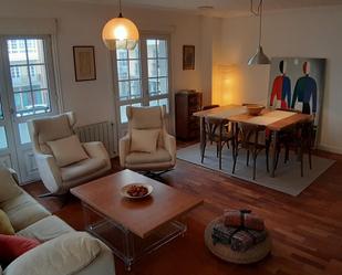 Living room of Flat to rent in A Coruña Capital   with Heating, Parquet flooring and Furnished