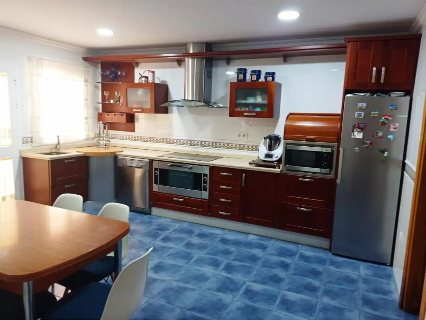 Casa adosada en venda a Villanueva Concepción, 31, Villanueva de la Concepción Cuina de Casa adosada en venda en Villanueva de la Concepción amb Aire condicionat, Calefacció i Terrassa