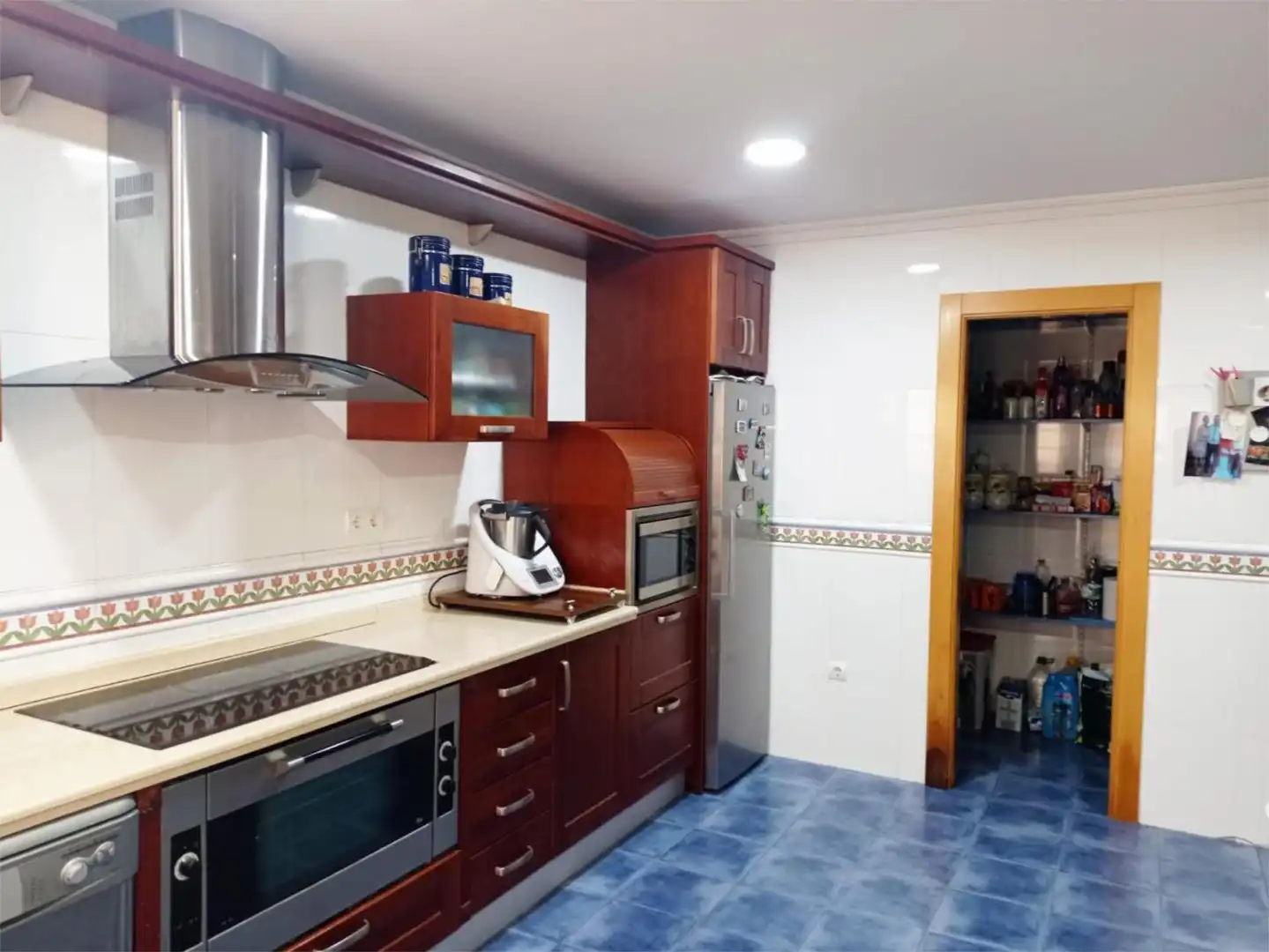 Casa adosada en venda a Villanueva Concepción, 31, Villanueva de la Concepción Cuina de Casa adosada en venda en Villanueva de la Concepción amb Aire condicionat, Calefacció i Terrassa