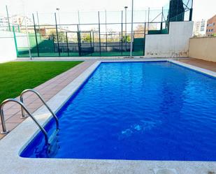 Swimming pool of Flat for sale in Barberà del Vallès