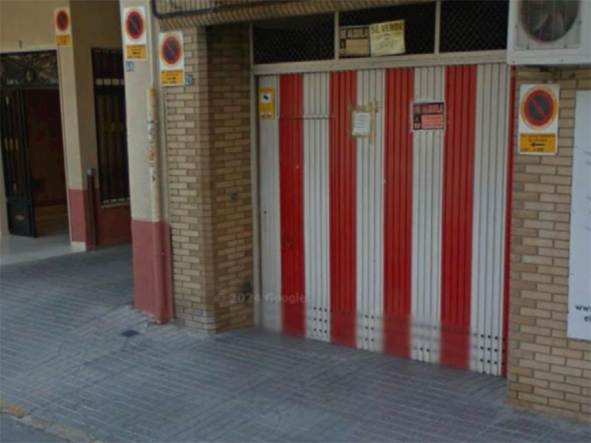 Garage for sale in Calle Quintín Esquembre, 2, La Paz