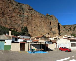 Exterior view of Single-family semi-detached for sale in Los Fayos