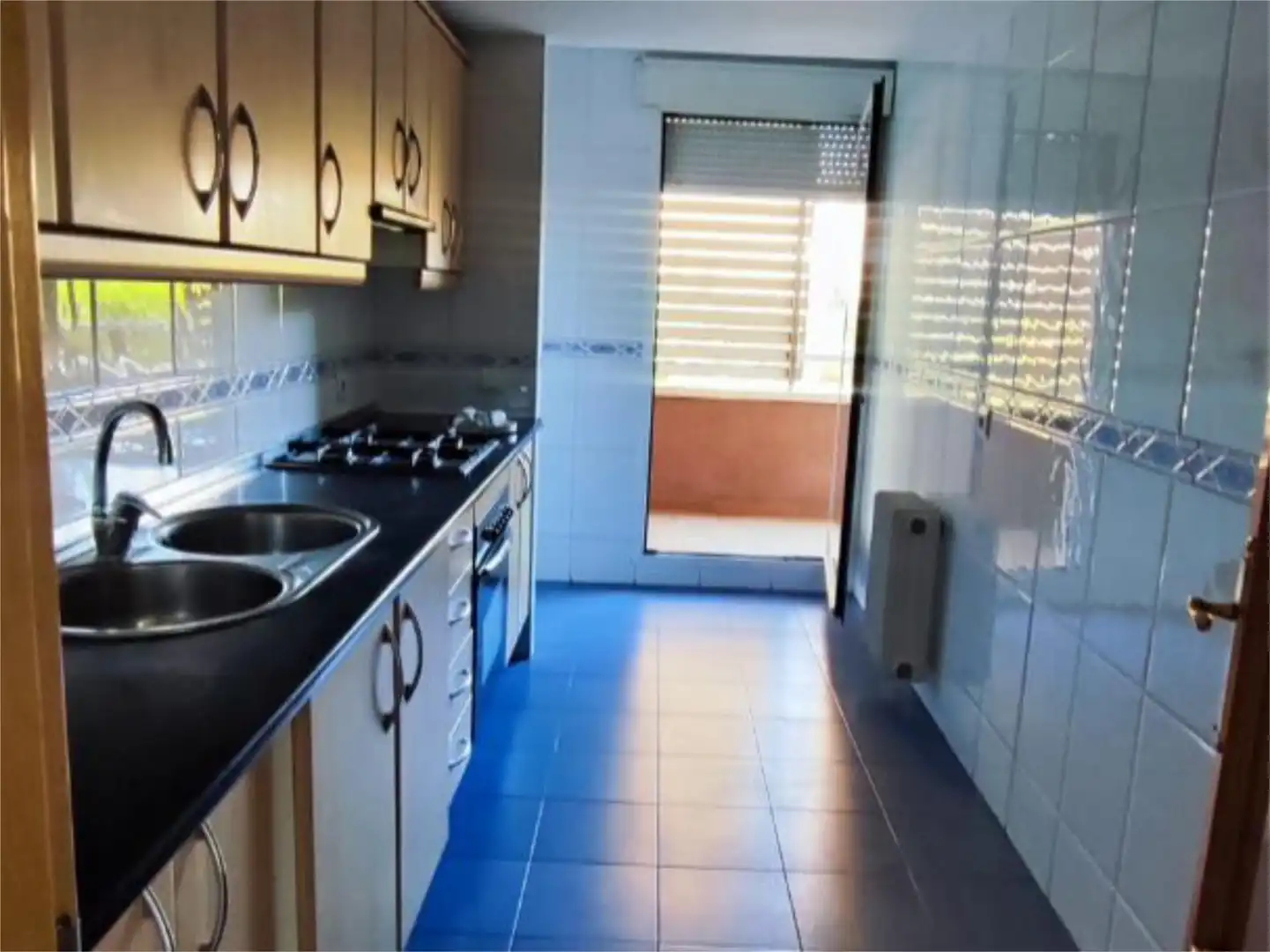 Flat for sale in Calle Periodista José María Carulla, 35, Cerrillo de Maracena - Periodistas Kitchen of Flat for sale in Granada with Air Conditioner, Heating and Private garden
