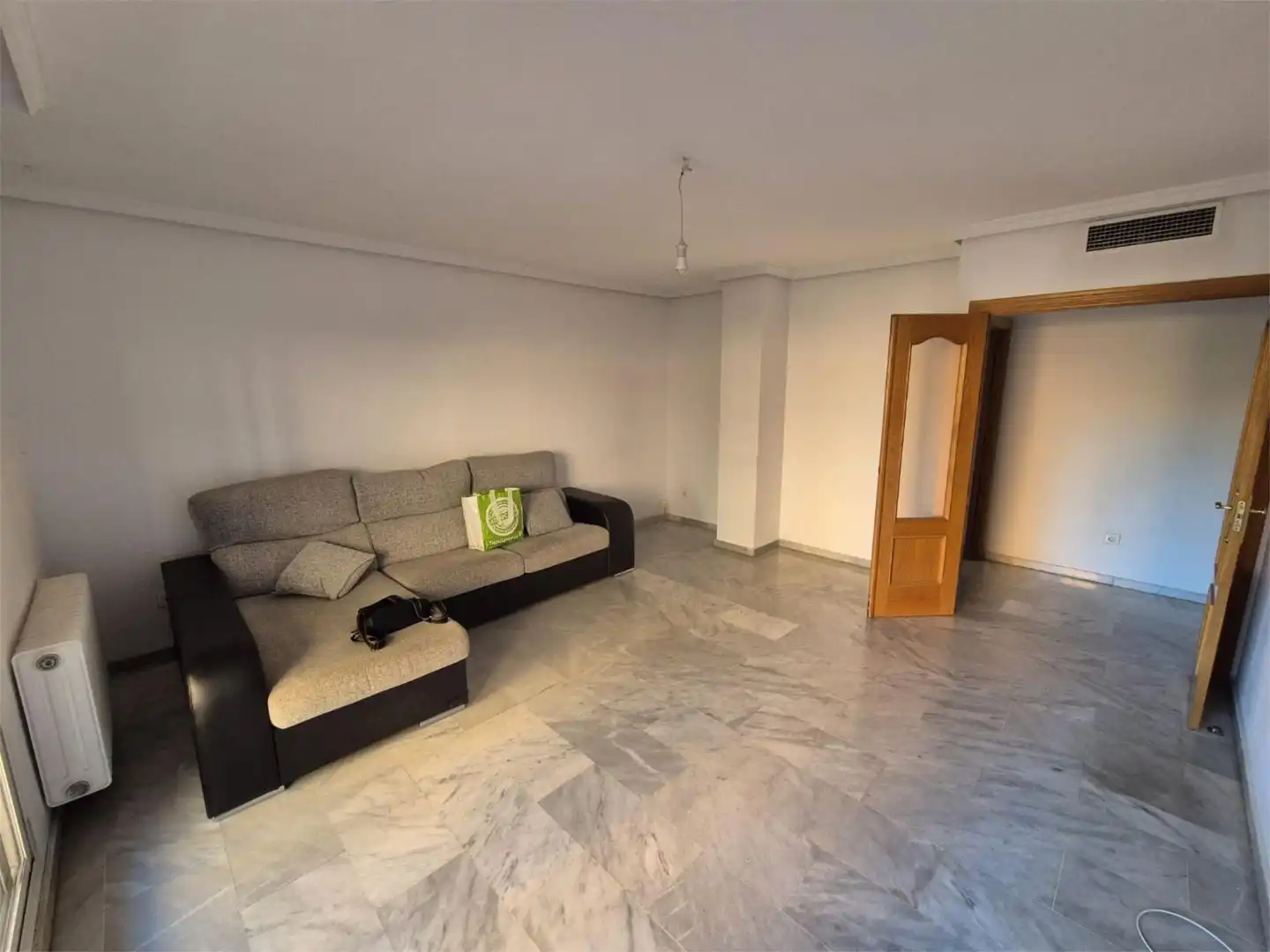 Flat for sale in Calle Periodista José María Carulla, 35, Cerrillo de Maracena - Periodistas Living room of Flat for sale in Granada with Air Conditioner, Heating and Private garden