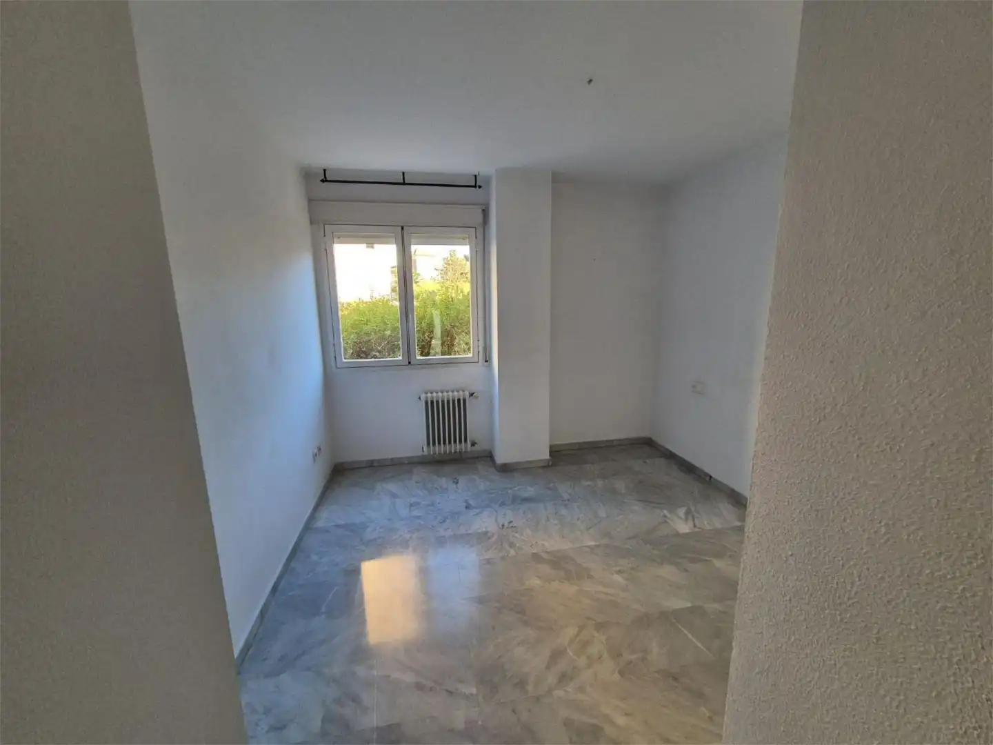 Flat for sale in Calle Periodista José María Carulla, 35, Cerrillo de Maracena - Periodistas Bedroom of Flat for sale in Granada with Air Conditioner, Heating and Private garden