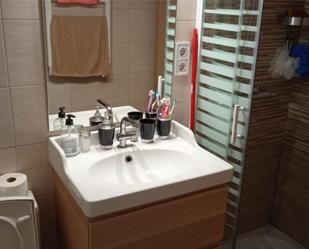 Bathroom of Flat for sale in  Madrid Capital  with Air Conditioner