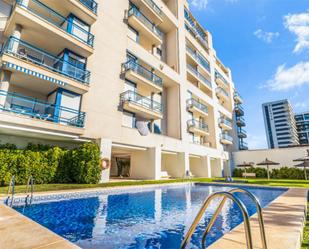 Piscina de Pis de lloguer en Calpe / Calp amb Aire condicionat, Calefacció i Jardí privat