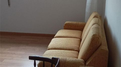 Foto 3 de Piso en venta en Avenida de la Libertad, 51, Villaquilambre, León