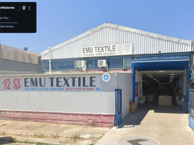 Nave industrial en Venta en Calle Nuevas Profesiones, 9 en Santa Clara