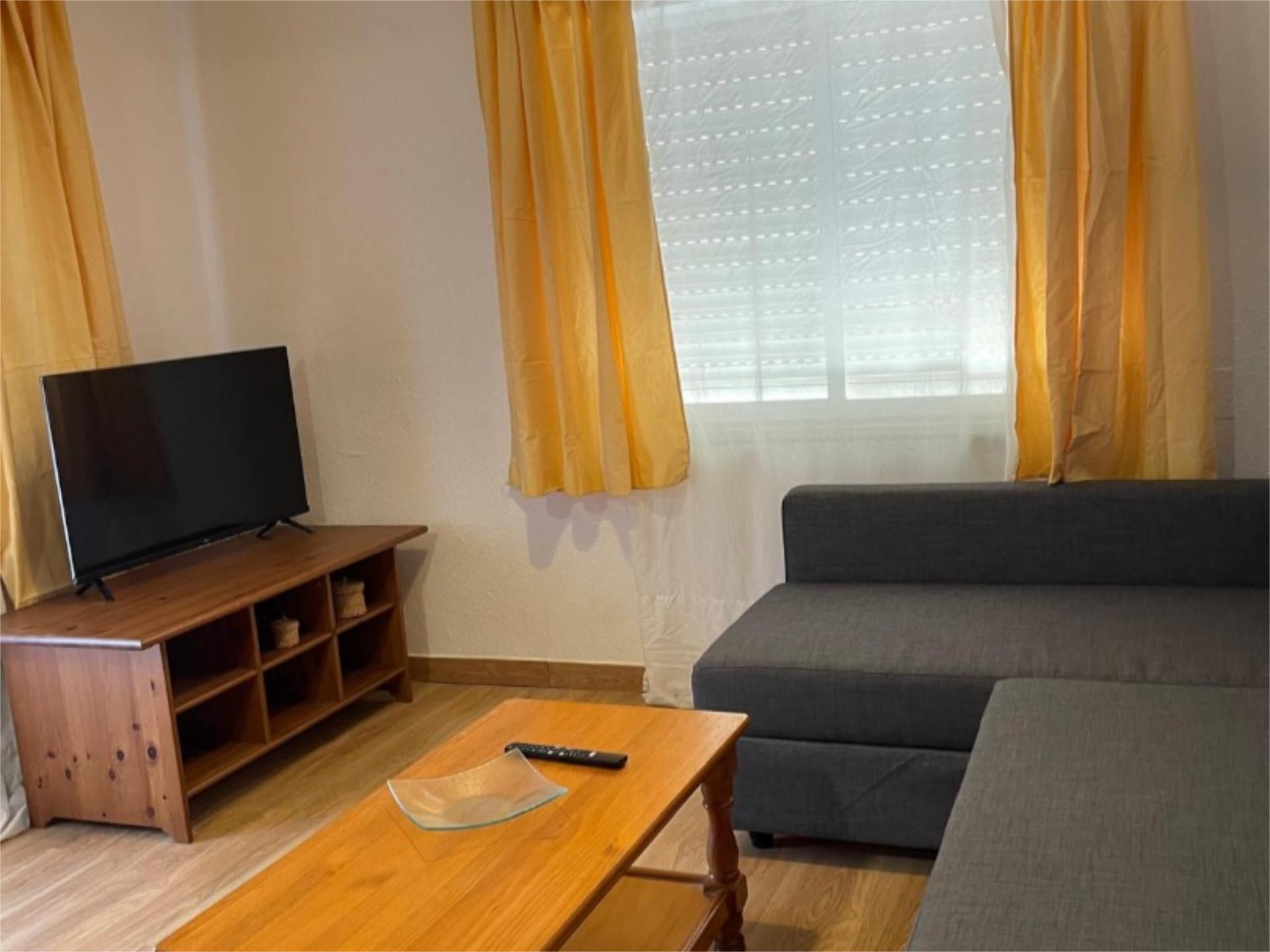 Living room of Flat to rent in Linares de Riofrío  with Balcony