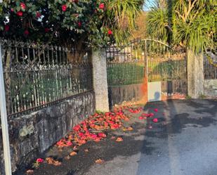 Vista exterior de Casa o xalet en venda en Barro amb Jardí privat i Traster