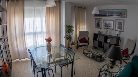 Foto 2 de Pis de lloguer a Calle Ciudad de Santander, 4, Asdrúbal - Bahía Blanca, Cádiz