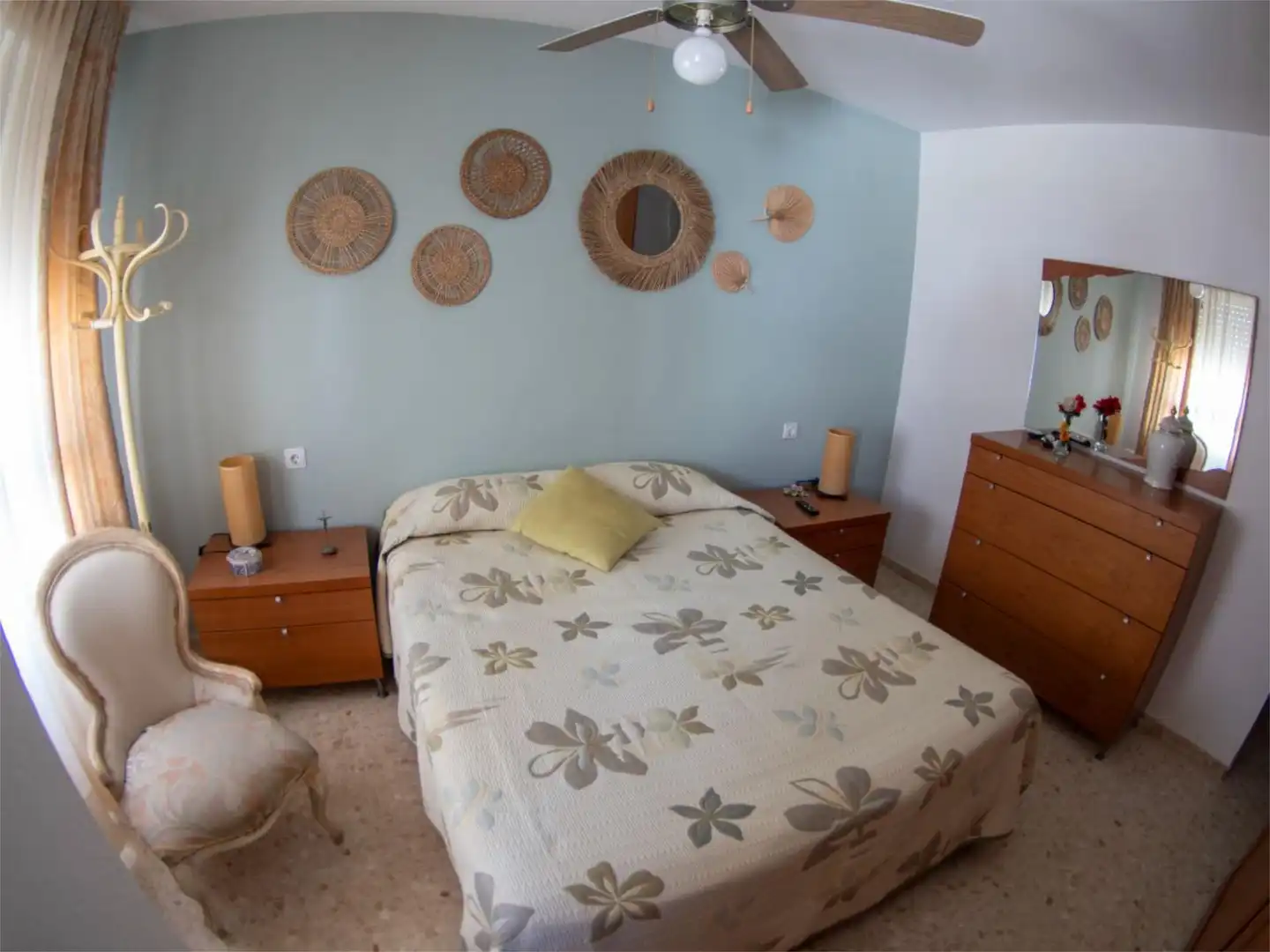 Habitación de Piso de alquiler en Cádiz con Amueblado