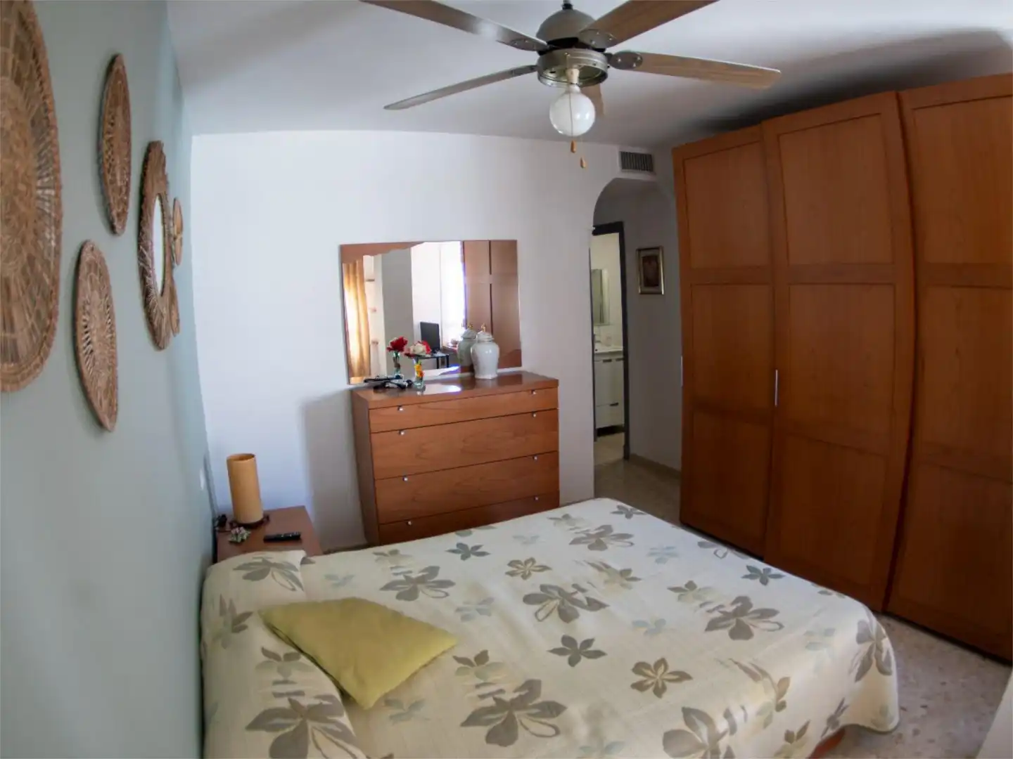 Habitación de Piso de alquiler en Cádiz con Amueblado