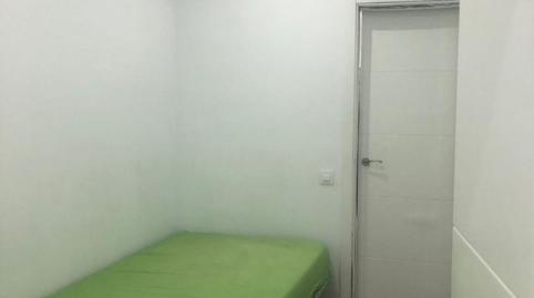 Flat to share in Carrer Los Naranjos, 38, Pubilla Cases, Barcelona - image 2 Photo 2 of Flat to share in Carrer Los Naranjos, 38, Pubilla Cases, Barcelona