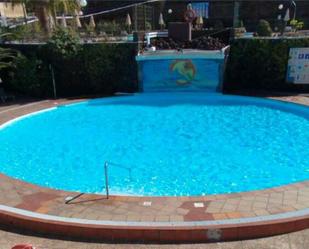 Piscina de Casa adosada en venda en San Bartolomé de Tirajana