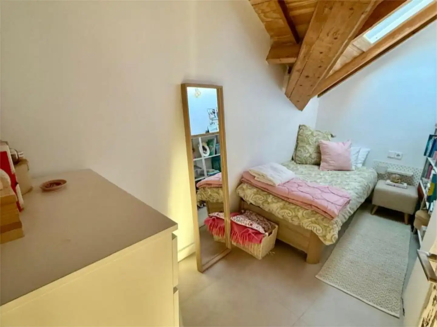 Flat for rent in Calle Salvago, 6, Centro Histórico Bedroom of Flat for rent in Málaga with Air Conditioner, Terrace and Furnished
