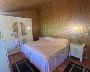 Bedroom of Country house to rent in Corvera de Toranzo  with Parquet flooring, Furnished and Oven