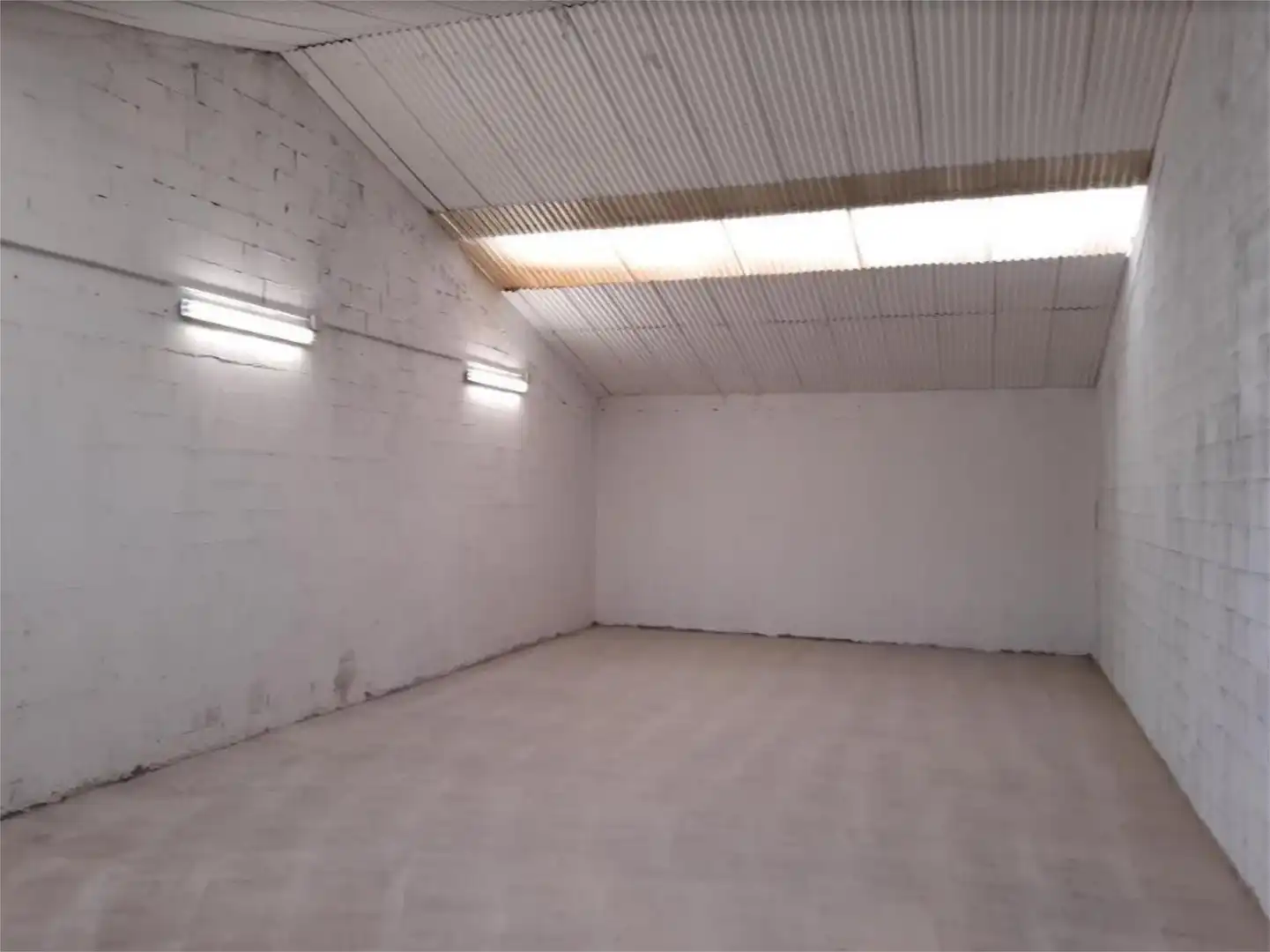 Fabrikhallen zur Miete in Camino de la Candelera, 316, Leorio Fabrikhallen zur Miete in Gijón