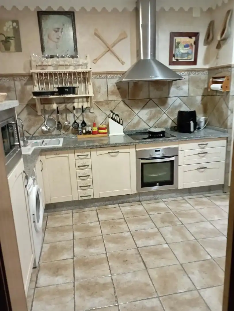 Planta baja en venta en Calle Vicente Aleixandre, 16, La Luisiana Cocina de Planta baja en venta en La Luisiana con Terraza y Balcón