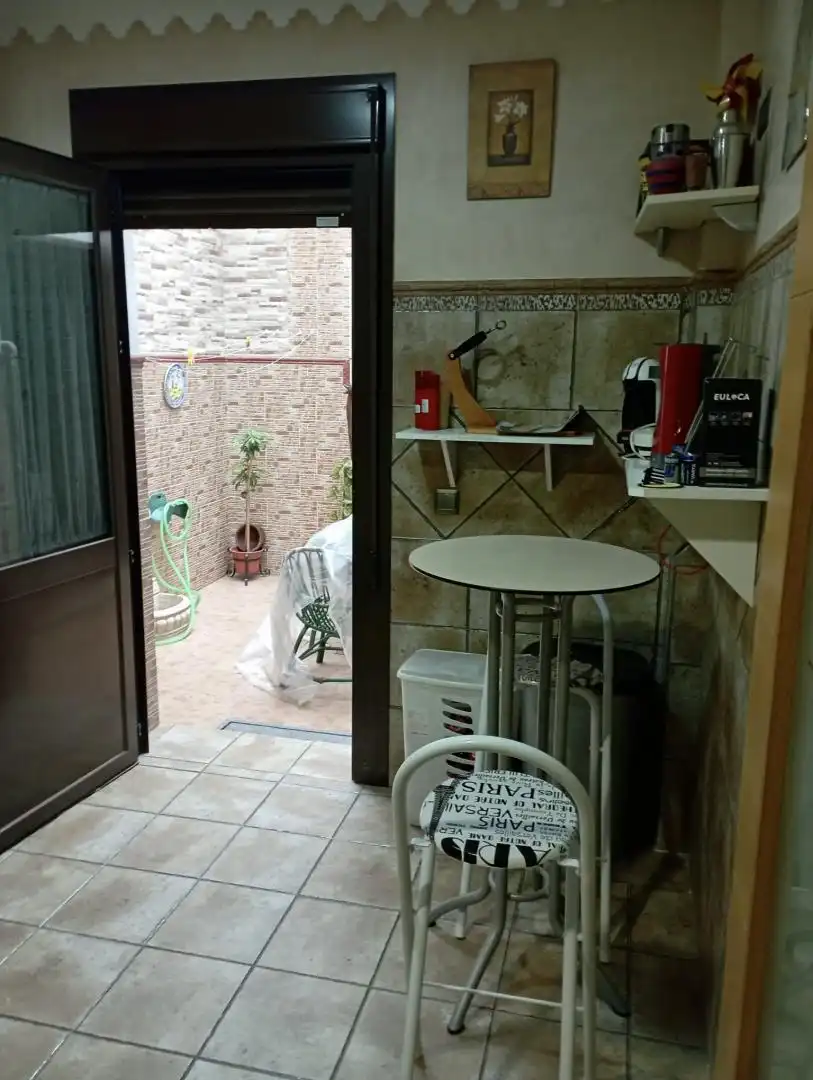 Planta baja en venta en Calle Vicente Aleixandre, 16, La Luisiana Terraza de Planta baja en venta en La Luisiana con Terraza y Balcón