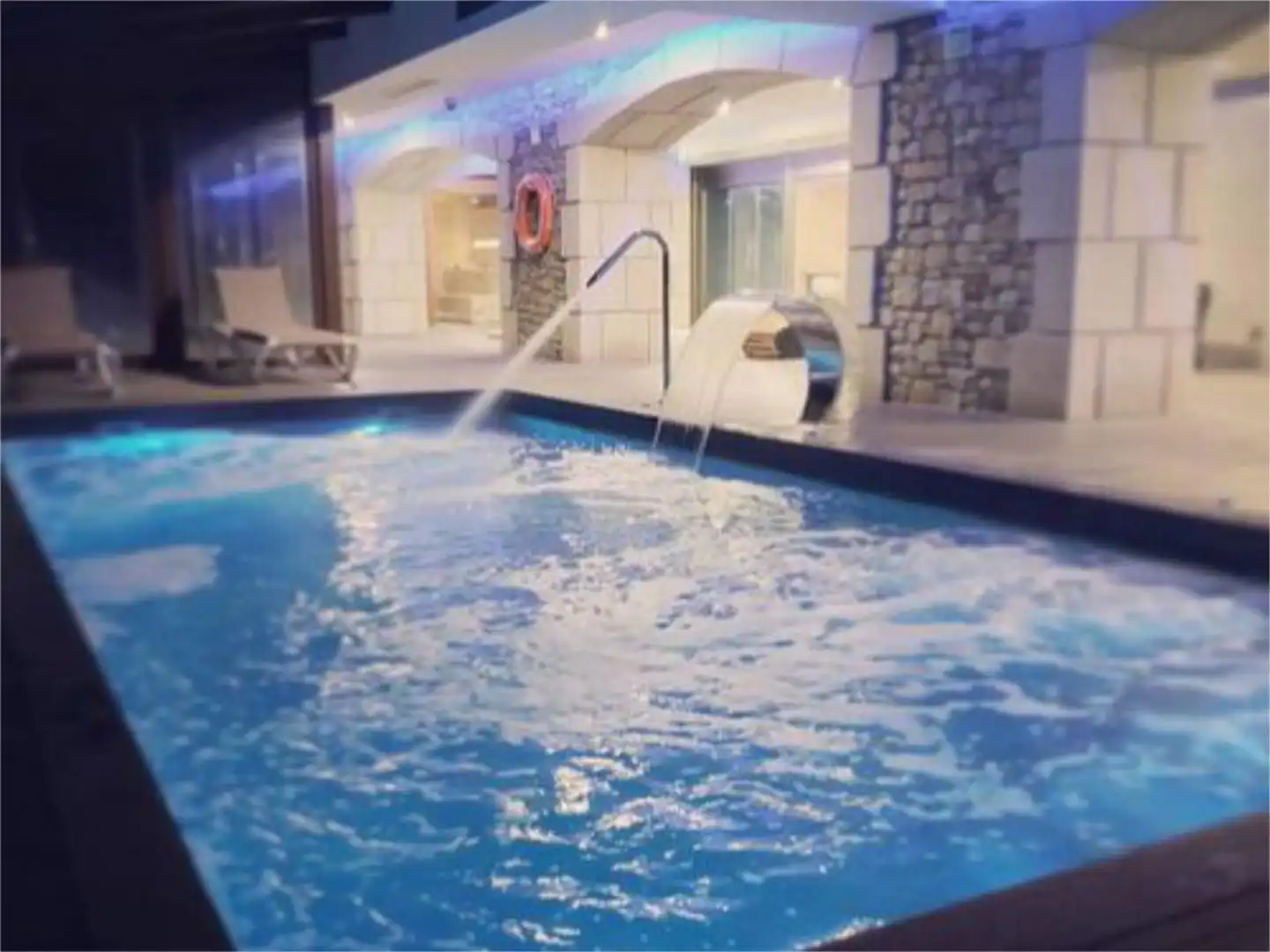 Commercial properties for sale in Carrer Sant Julia, 7, Les Valls de Valira Swimming pool of Commercial properties for sale in Les Valls de Valira