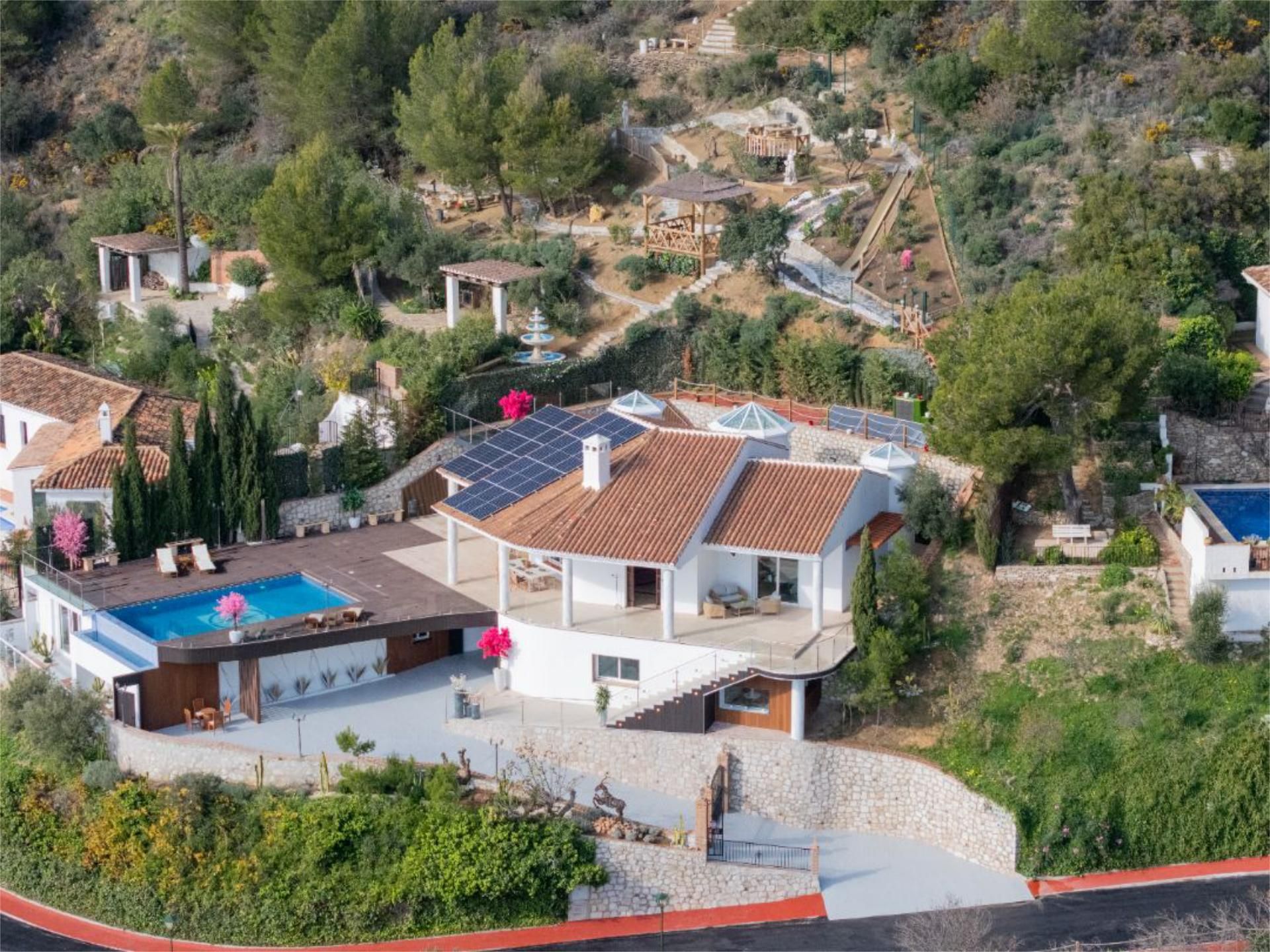 Exterior view of House or chalet for sale in Mijas  with Air Conditioner, Heating and Private garden