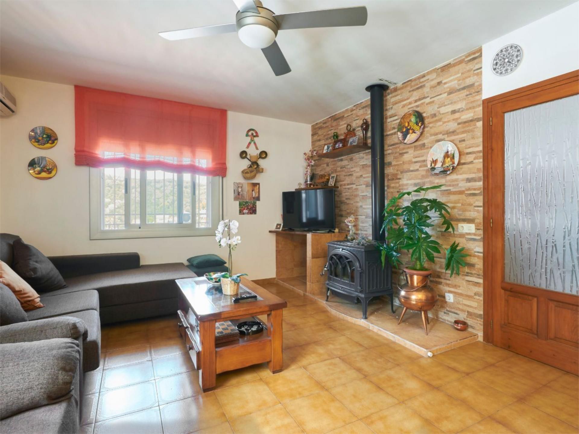 Living room of House or chalet for sale in Dosrius  with Air Conditioner, Terrace and Swimming Pool