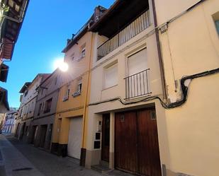 Vista exterior de Casa o xalet en venda en Sant Hipòlit de Voltregà amb Aire condicionat, Terrassa i Balcó