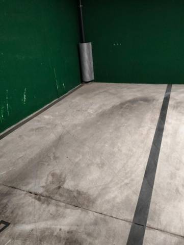 Garaje en Alquiler en Avenida María Victoria Atencia, 23 en El Cónsul - Ciudad Universitaria - El Romeral