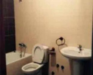 Bathroom of Flat for sale in Los Villares  with Heating, Private garden and Terrace