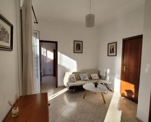 Sala d'estar de Apartament de lloguer en  Sevilla Capital amb Aire condicionat, Calefacció i Moblat