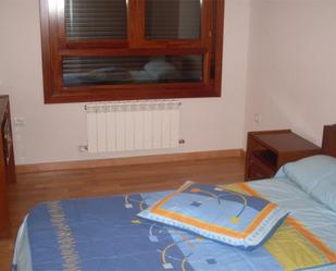 Bedroom of Flat to rent in Valladolid Capital  with Heating, Private garden and Parquet flooring