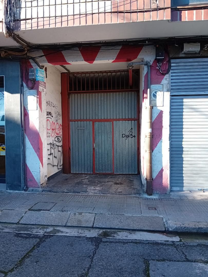 Exterior view of Garage to rent in Basauri 